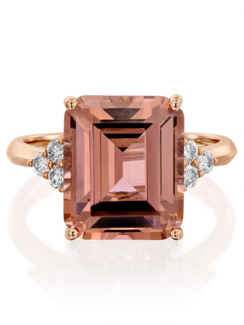 טבעת KATE זהב אדום  14קראט משובצת 6 יהלומים 0.22 קראט G-SI עם אבן ורודה בצורת ריבוע